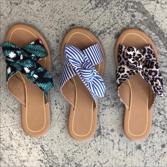 Blue and white striped flats 🥿 - Picture 6 of 6